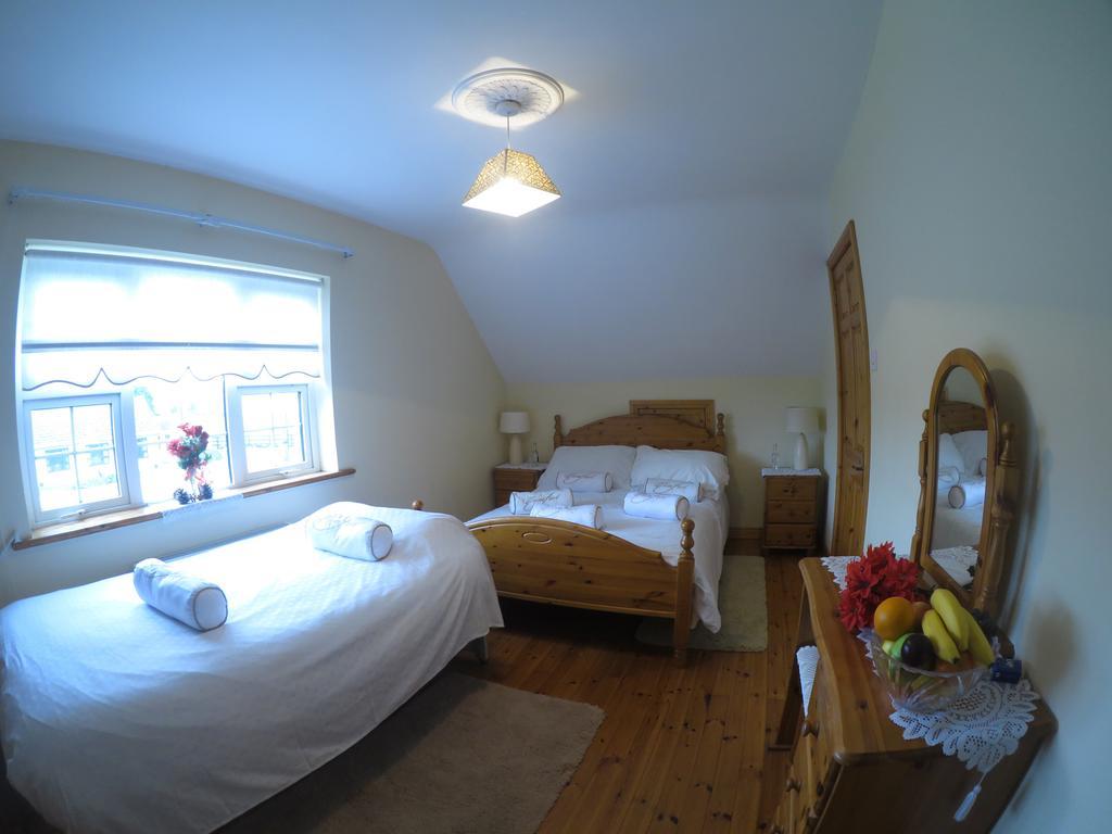 Derghaven B&B, Hostel & Self Catering Scarriff  Room photo